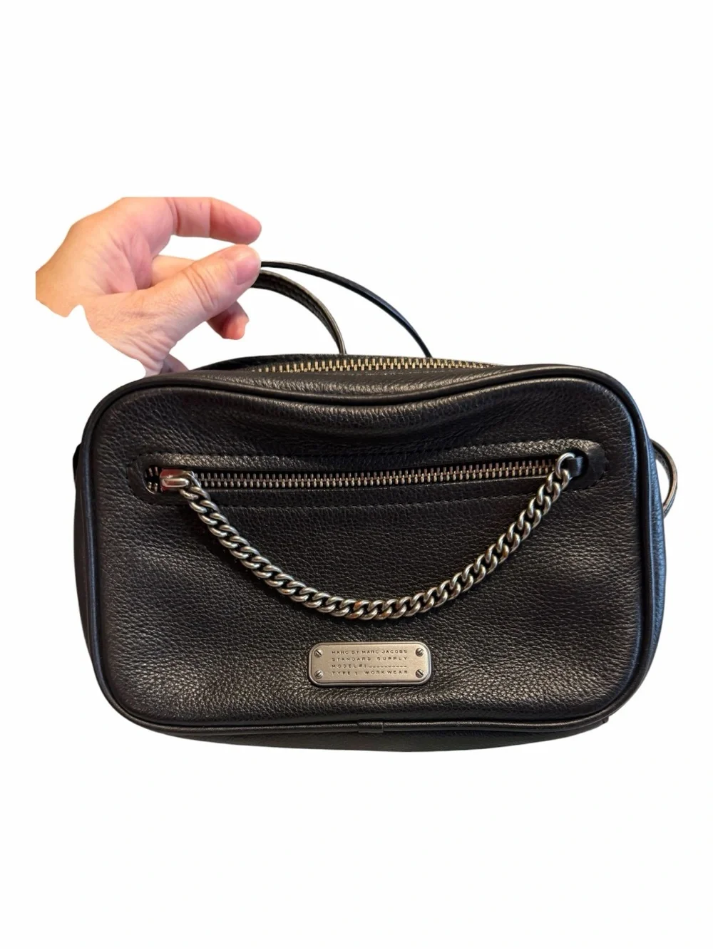 Marc Jacobs Black Leather Crossbody Camera Bag w/adjustable Strap